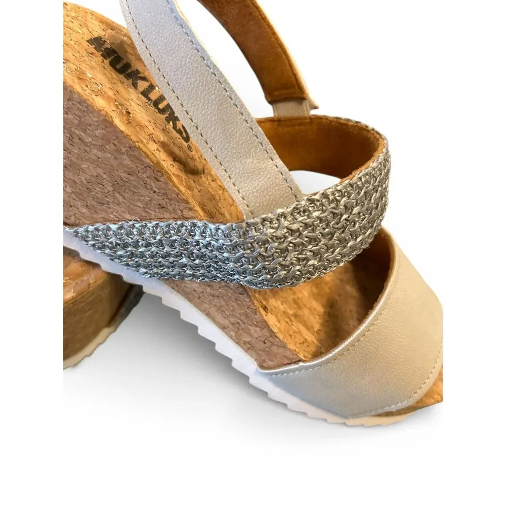 MUK LUKS Silver Glitter Cork Wedge Sandals Women’s 7 White Strappy Platform